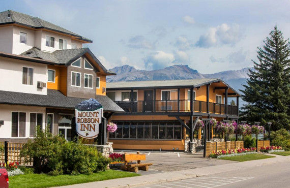 Mount Robson Inn, Jasper, AB