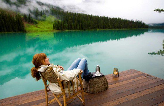 Relaxing at Emerald Lake Lodge (Destination-BC, Dave Heath)