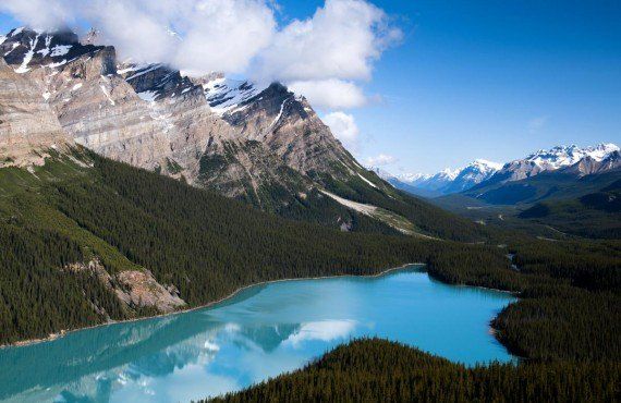 5 unexpected Canadian national parks to visit this winter