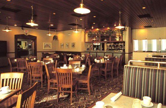The Inn Restaurant and Lounge 