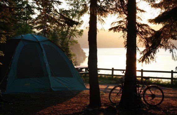 Camping à Petit-Saguenay (Tourisme SagLac, Charles-David Robitaille)