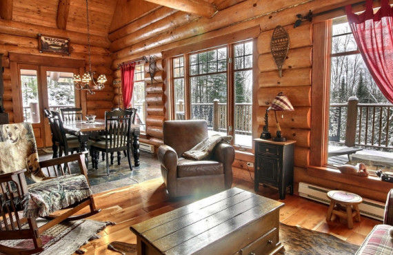 Chalet Sitelle Petit chalet en bois rond