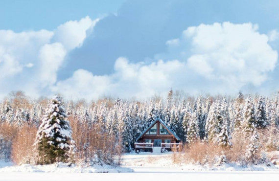 Chalet hivernal Au chalet en bois rond