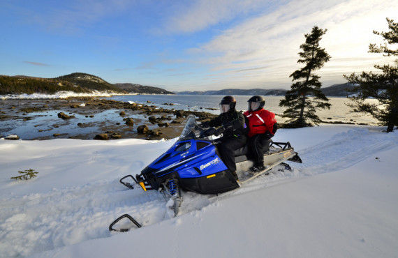 Motoneige au Fjord du Saguenay (Marc Loiselle)