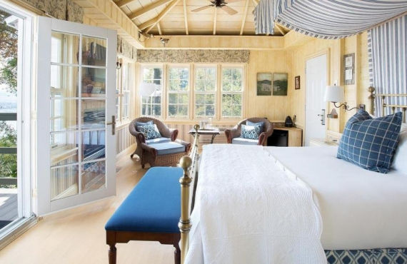 @ Manoir Hovey chambre luxueuse du Manoir Hovey