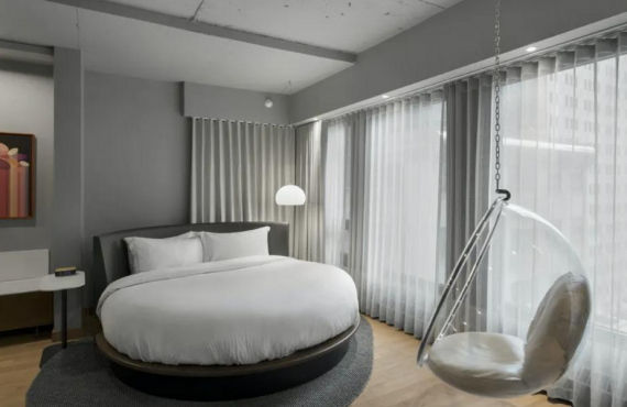 Hôtel Le Germain Chambre avec un lit rond
