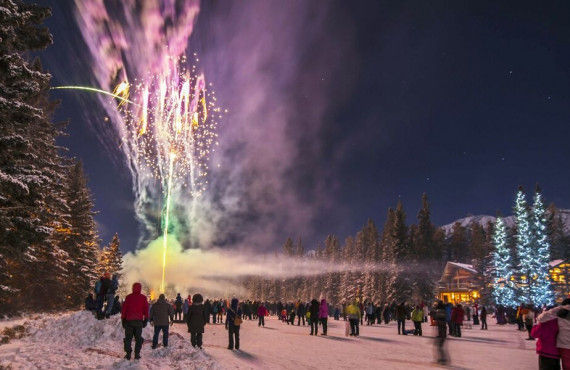 Célébrations du nouvel an au Canada Feux d'artifice du nouvel an