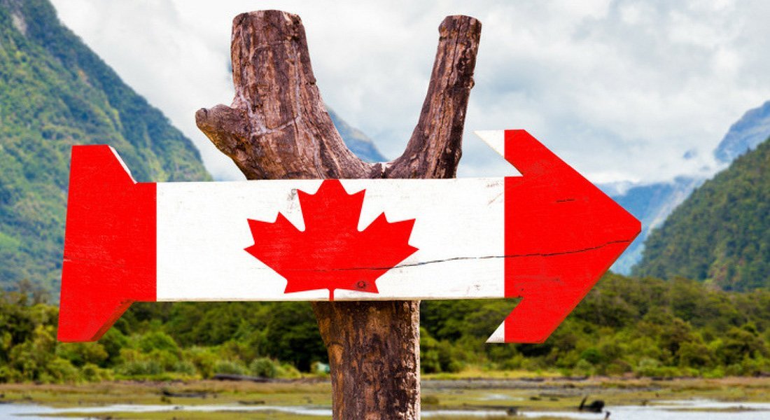 Canada eTA Sign with the canadian flag