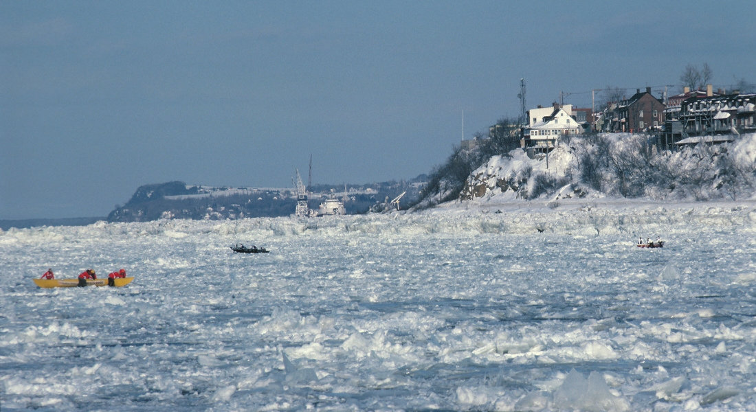 Canadian cultural habits Ice canoe race at Quebec's carnival