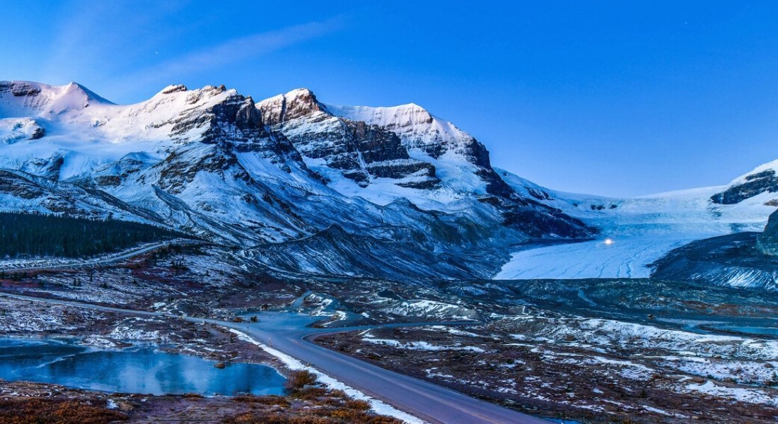 Athabasca glacier tours