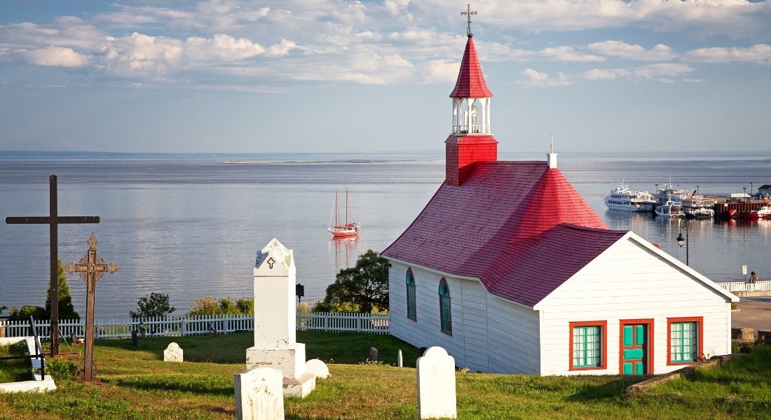 Village of Tadoussac, a must during a Quebec road trip