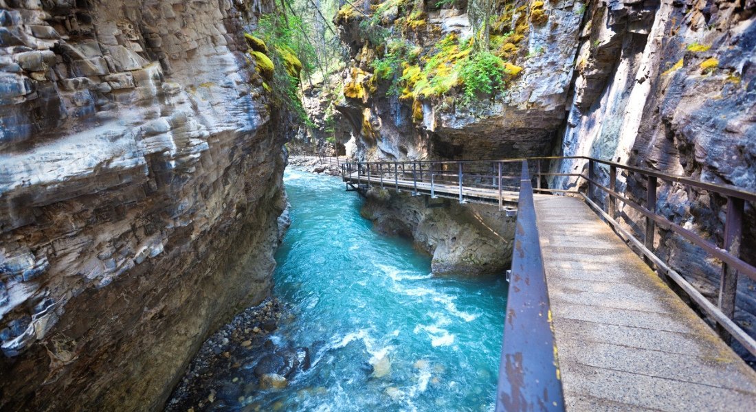 Johnston Canyon hike Banff