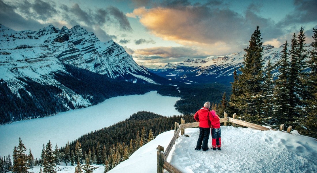 Le lac Peyto en hiver