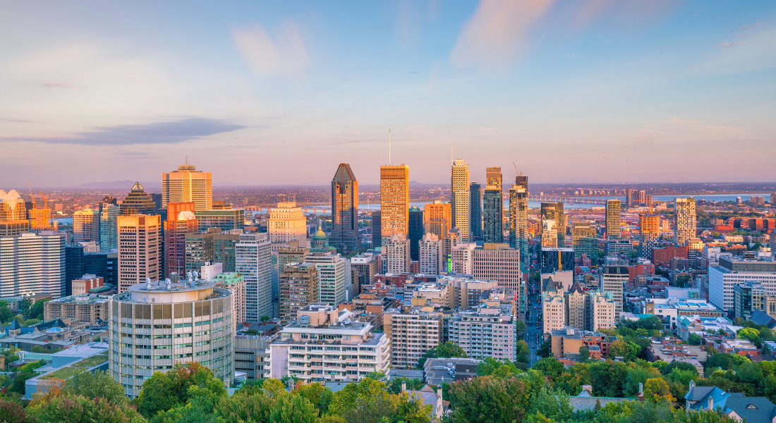 Montréal dispose d'un large choix de véhicules vue panoramique sur Montréal depuis le belvédère kondiaronk du mont royal