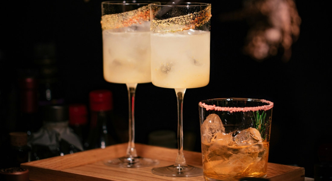 Bar tips in Canada Specialty cocktails