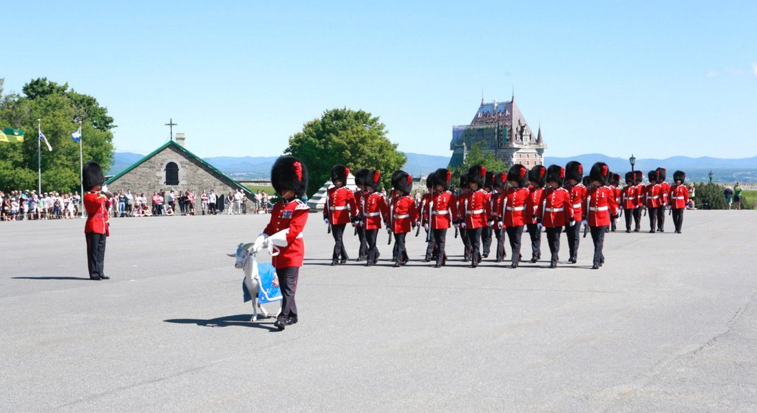 Relève de la garde à Québec