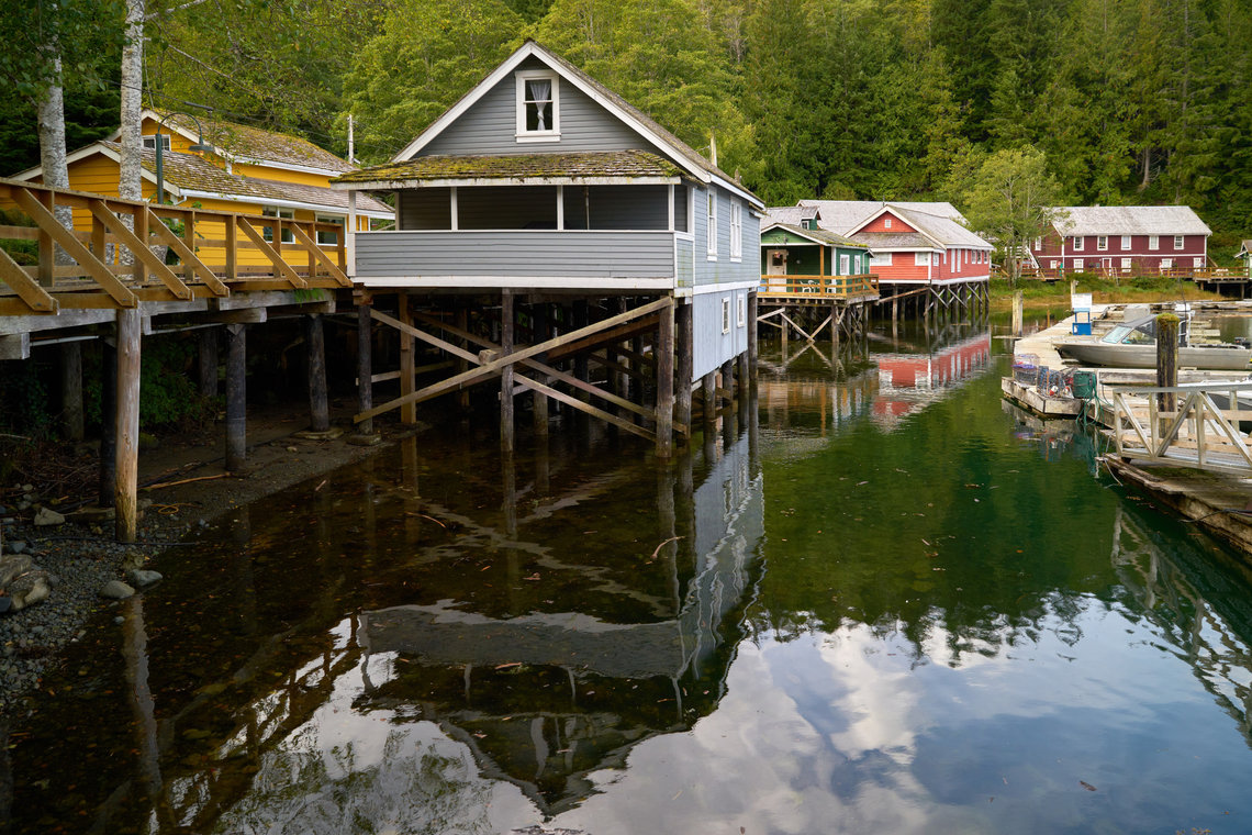 Houses on stilts in Telegraph Cove