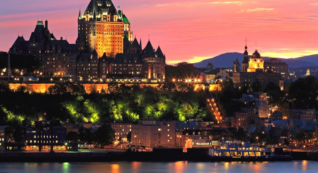 Skyline de Québec au coucher du soleil