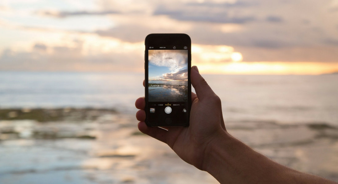 Cell phone use on a trip in Canada