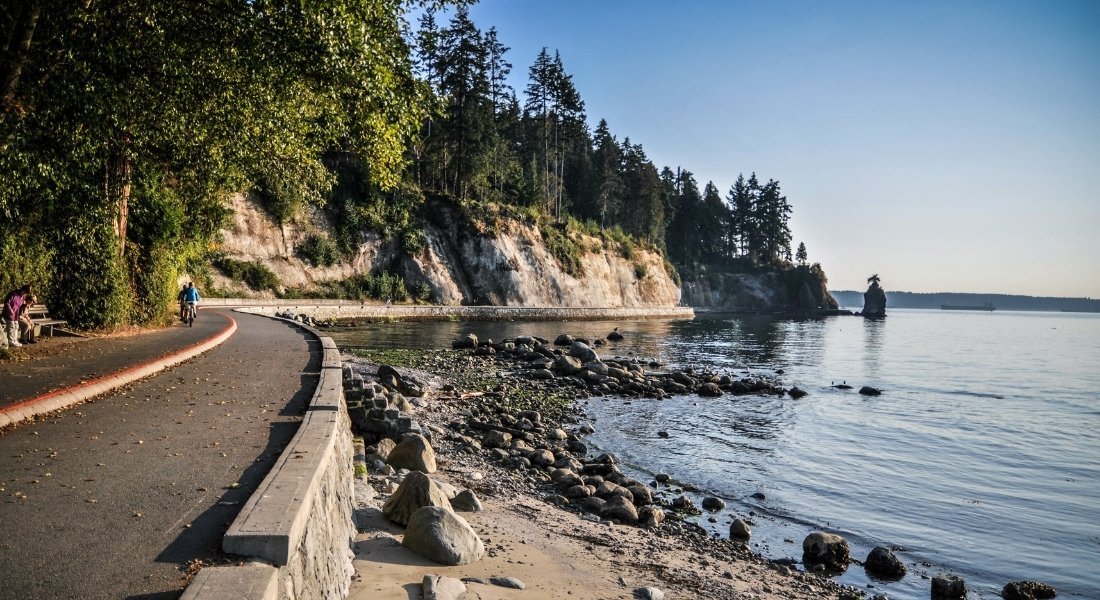 Adobe-89382355 @AleCam The ultimate Western Canada RV road trip