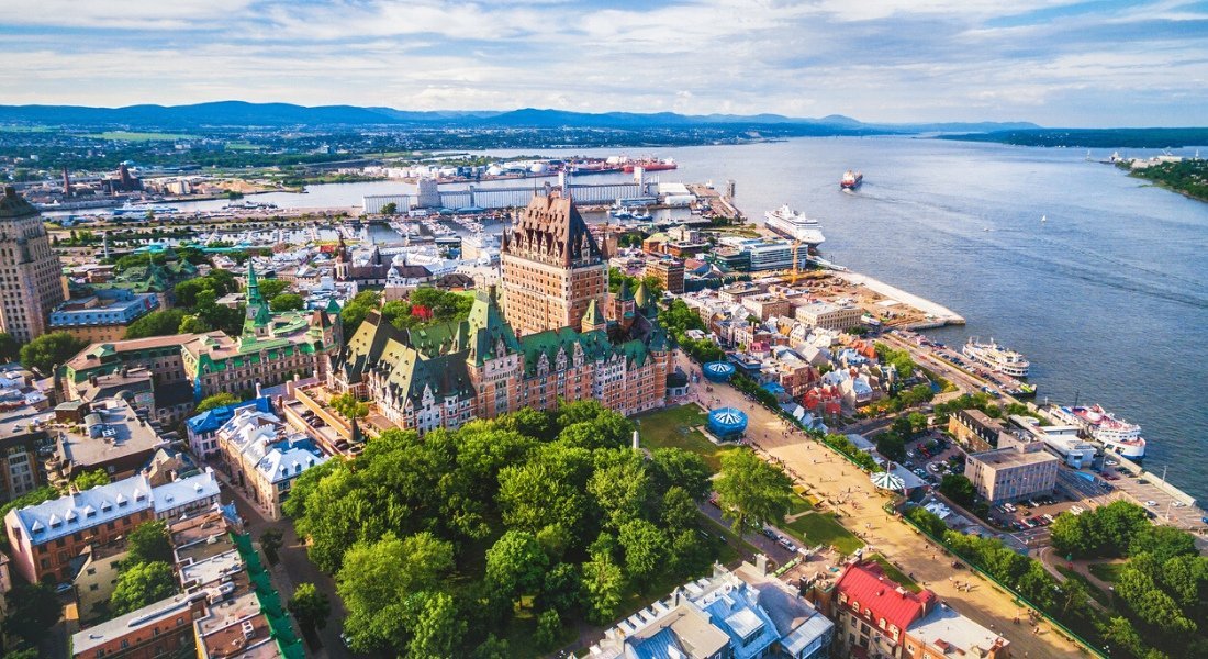 Vue sur la Ville de Québec et le fleuve St-Laurent