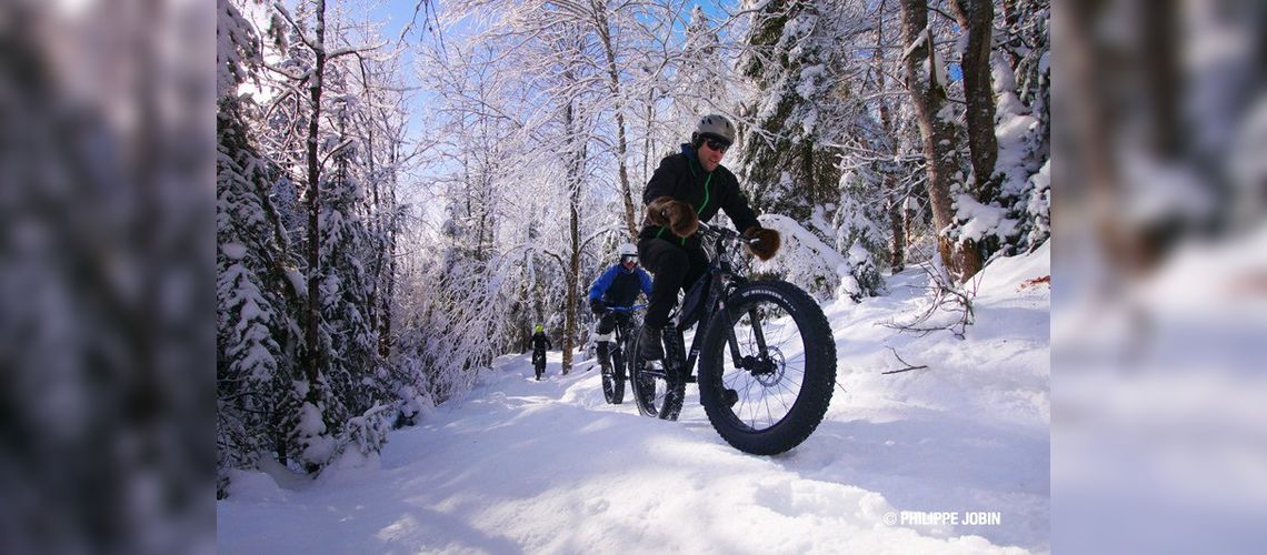Vallée glaciaire en Fat bike - © Philippe-Jobin