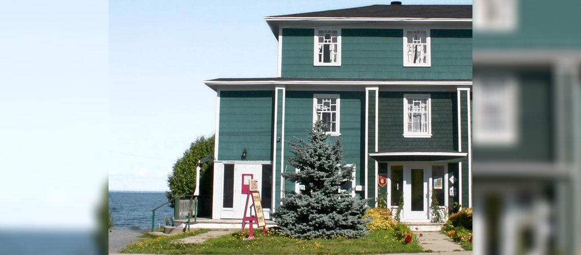 Auberge Manoir des Sapins - Sainte-Félicité, QC