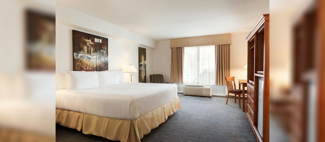 Days Inn by the Falls - Niagara Falls, On