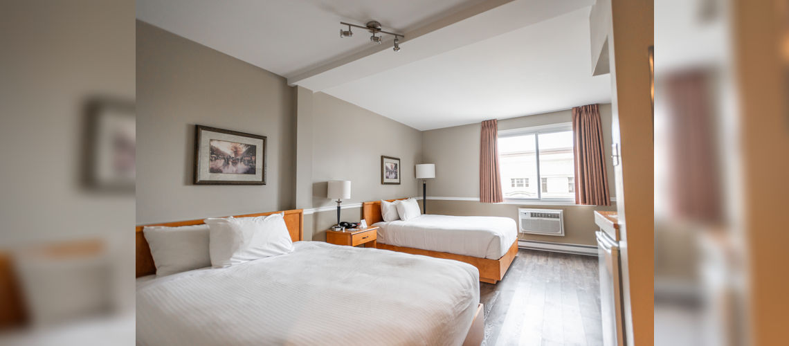2 Beds Room