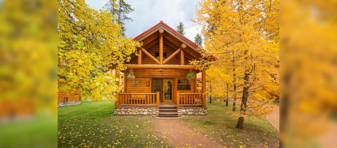 Baker Creek by Basecamp, Lake Louise, (AB)