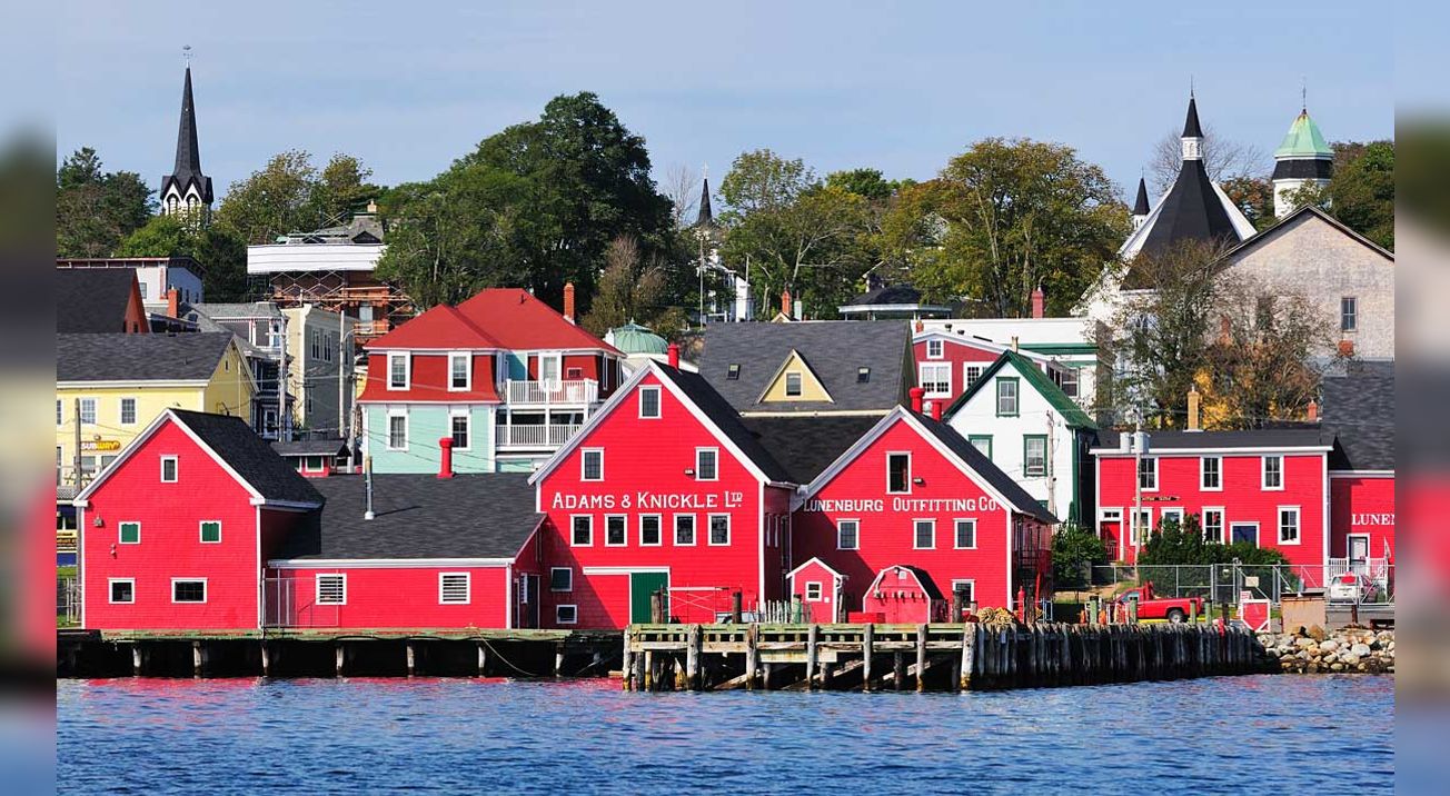 Guided tour of Lunenburg, Nova Scotia, Canada