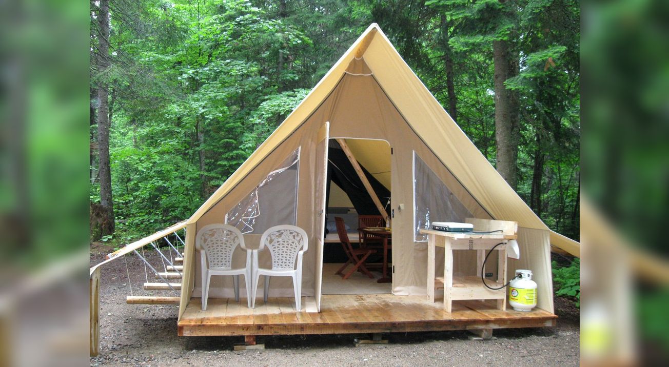 Huttopia tent