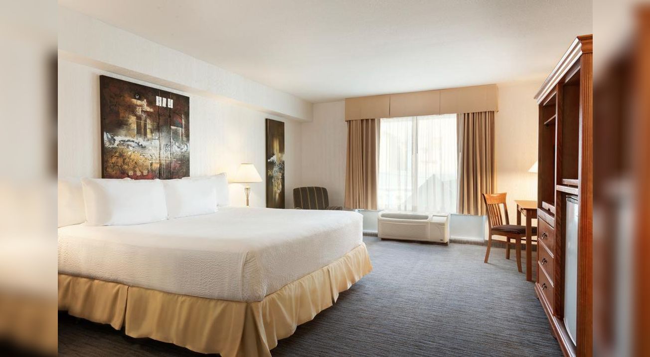 Days Inn by the Falls - Niagara Falls, On