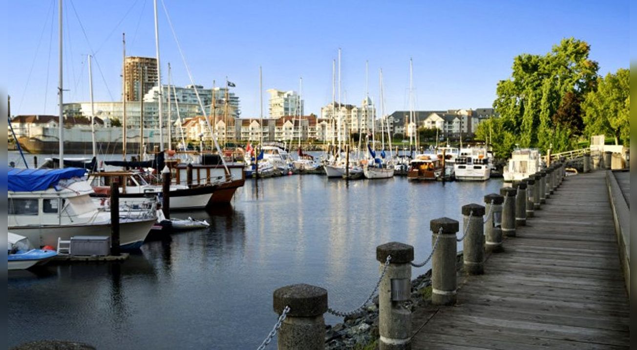 Coast Harbourside Victoria