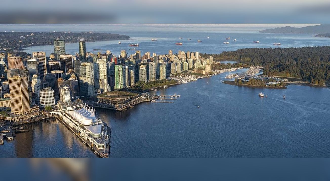 Coast Coal Harbour Hotel, Vancouver, BC