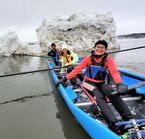 Canot à glace sur le fleuve