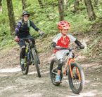 Vélo de montagne en famille