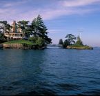 Isolated home in the Thousand Islands
