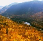 Vallée de la Jacques-Cartier en automne