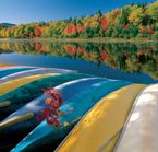 Excursion en canots dans le Parc Jacques-Cartier en automne