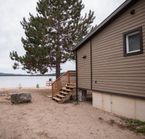 Chalet au bord du lac Jean-Peré