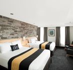 Room with 2 beds