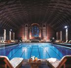 Piscine intérieure