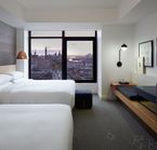 2 Queen beds