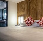 One bedroom bathroom