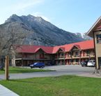 Aspen Village Inn