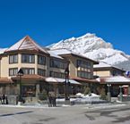 Elk Avenue, Banff