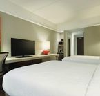 Chambre à 2 lits queen