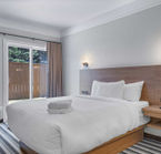 One bed room