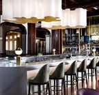 Q BAR
